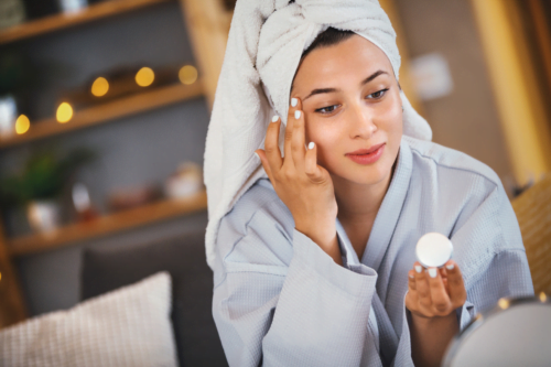 skincare routine for oily skin in winter, winter skincare
