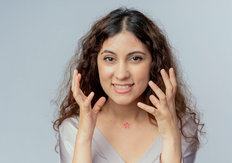 Coconut Oil for Dark Circles: Natural Remedy + Best Skincare Products for Brighter Eyes